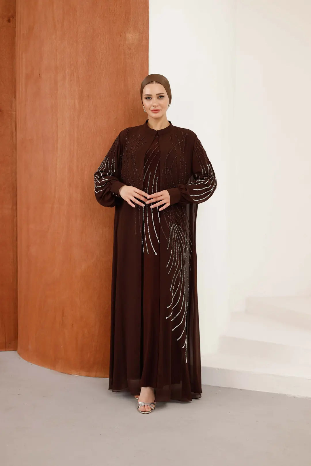 Taş İşlemeli Çizgi Desenli Abaya Elbise
