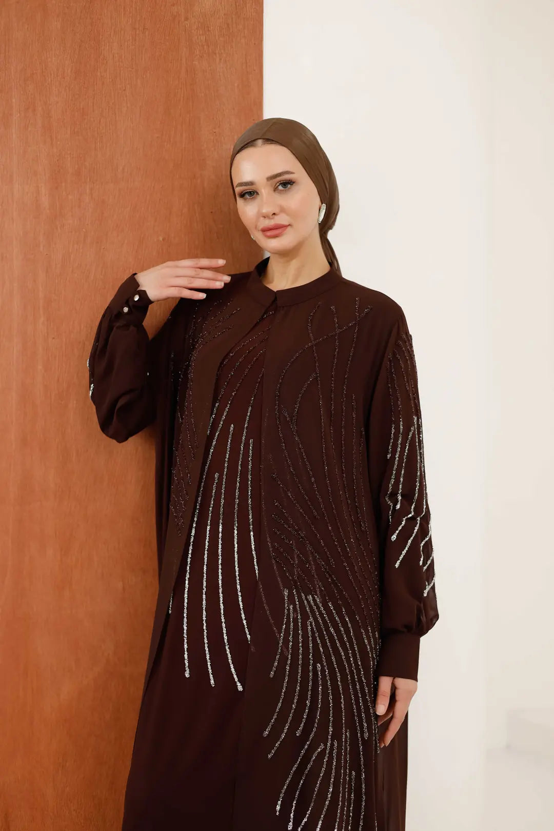 Taş İşlemeli Çizgi Desenli Abaya Elbise