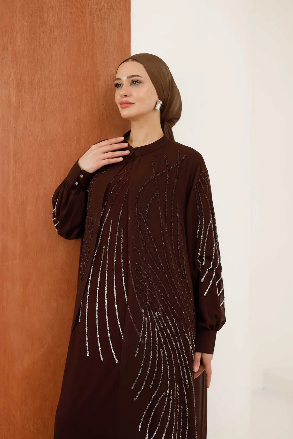 Taş İşlemeli Çizgi Desenli Abaya Elbise