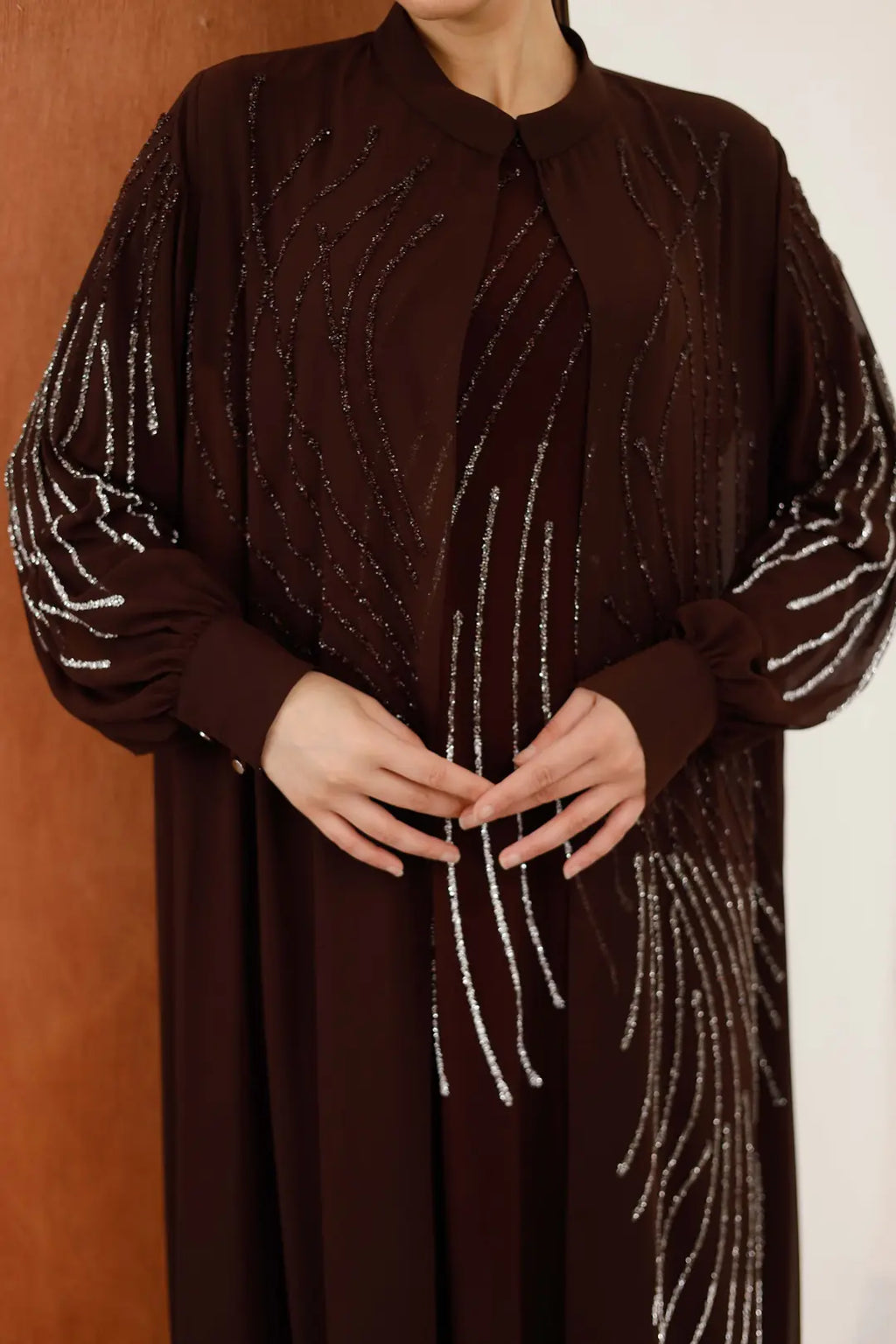 Taş İşlemeli Çizgi Desenli Abaya Elbise