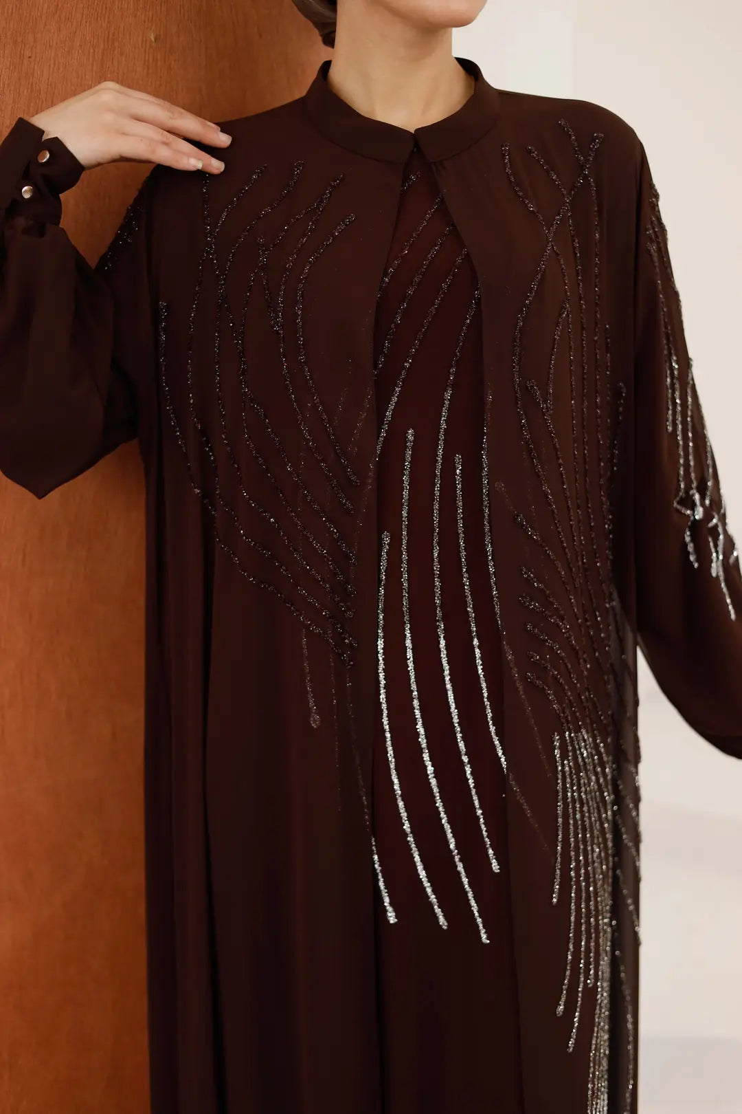 Taş İşlemeli Çizgi Desenli Abaya Elbise