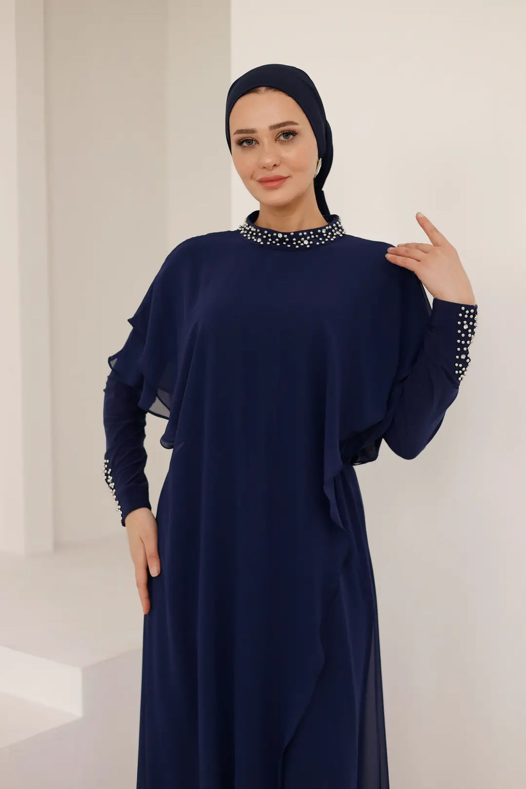Taş Yaka Detaylı Abiye Elbise